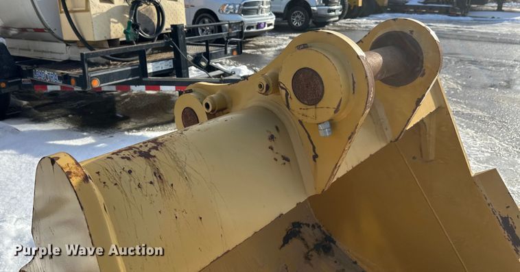 image for item DW4409 Caterpillar excavator bucket
