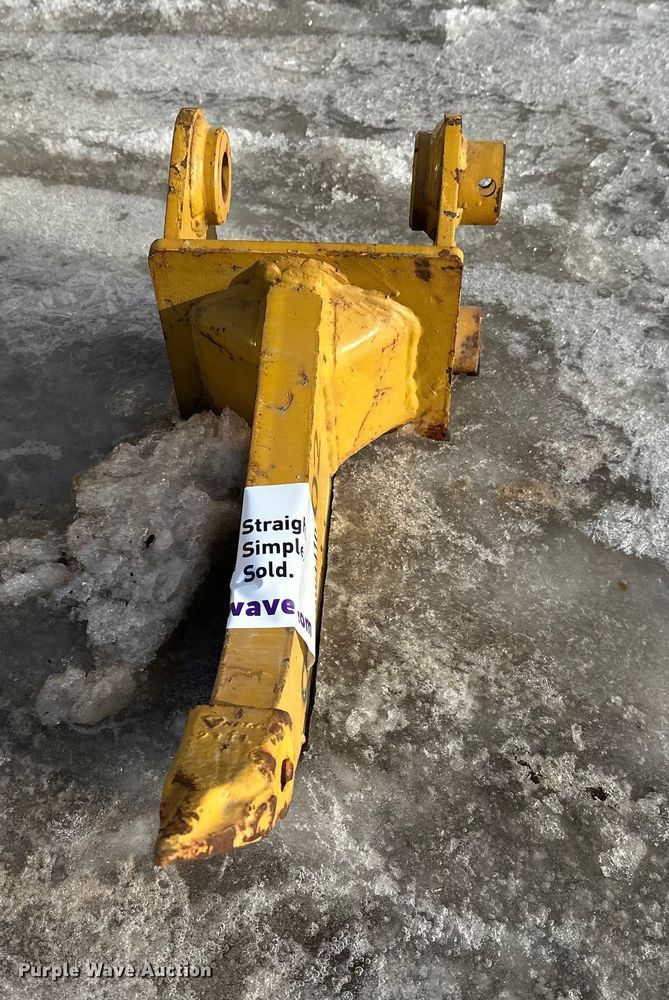 image for item DW4410 Caterpillar 302 excavator ripper tooth