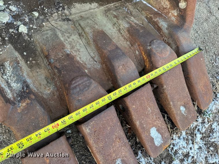 image for item DW6744 Badger Attachments JD330 excavator bucket