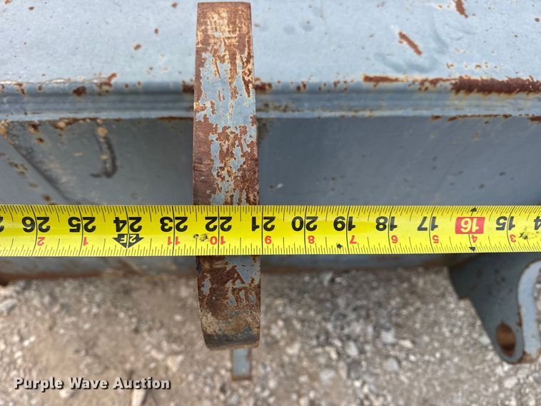 image for item DW6747 Arrow 3207212W144 telehandler Bucket