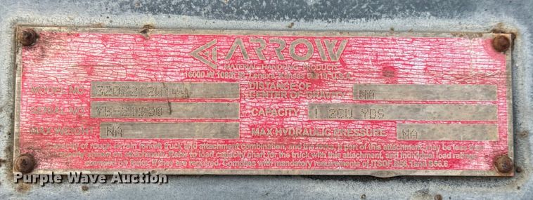 image for item DW6747 Arrow 3207212W144 telehandler Bucket