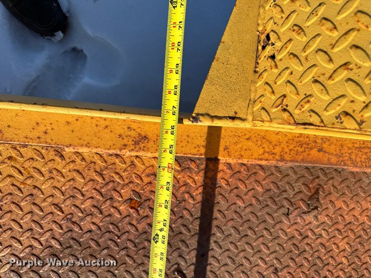 image for item EA2195 Utility trailer