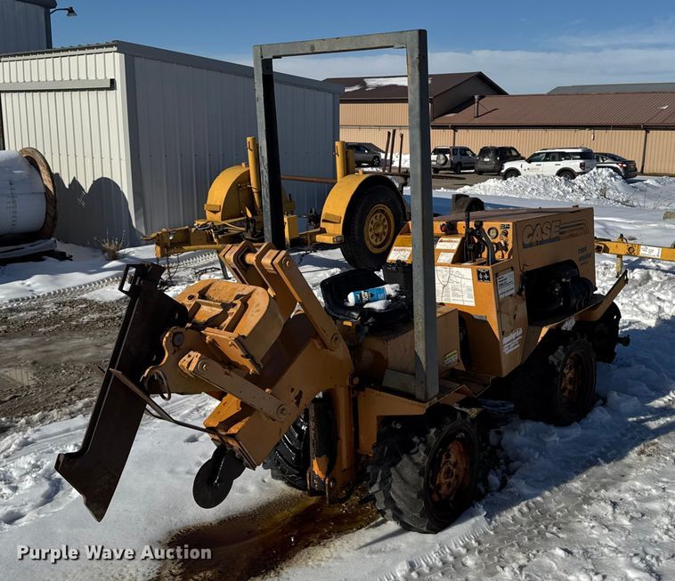 image for item EA2199 1993 Case Maxi Sneaker Series C vibratory cable plow