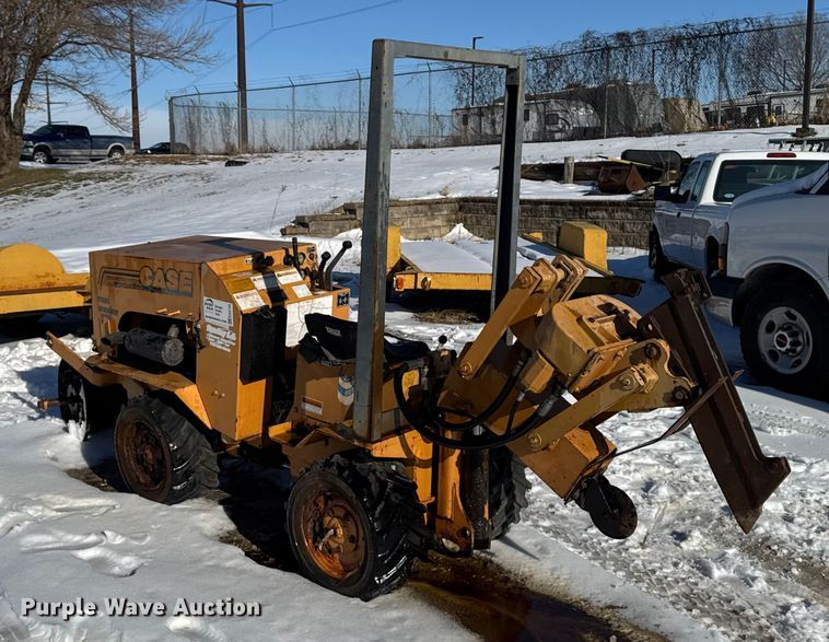 image for item EA2199 1993 Case Maxi Sneaker Series C vibratory cable plow