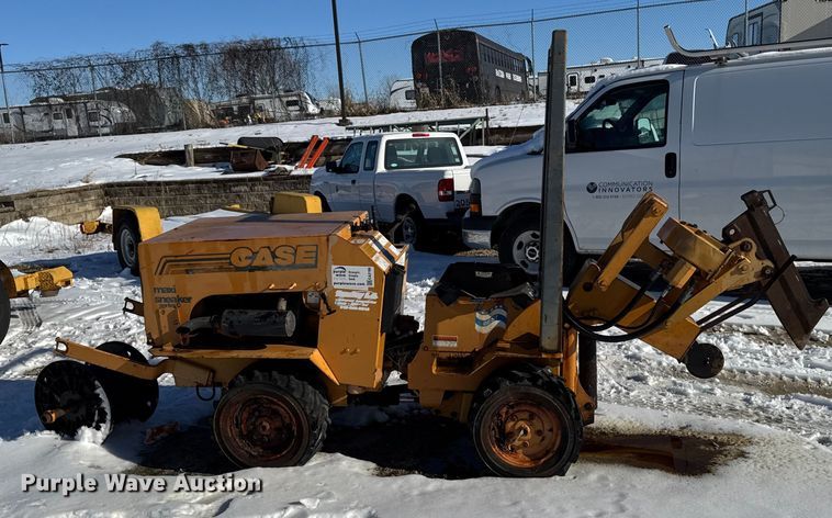 image for item EA2199 1993 Case Maxi Sneaker Series C vibratory cable plow