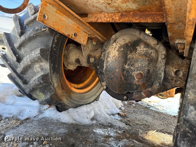 image for item EA2199 1993 Case Maxi Sneaker Series C vibratory cable plow