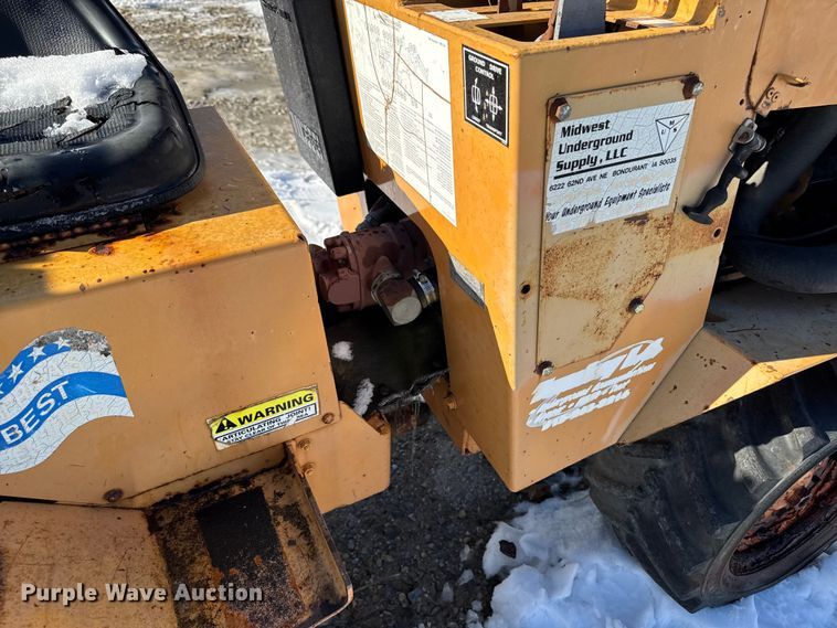 image for item EA2199 1993 Case Maxi Sneaker Series C vibratory cable plow