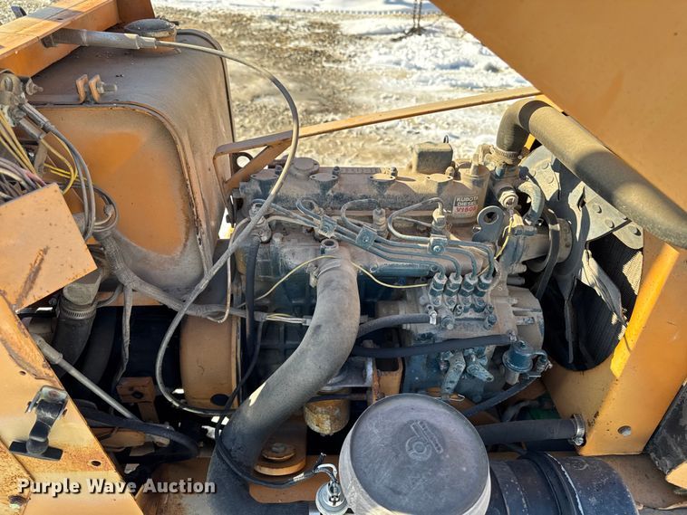 image for item EA2199 1993 Case Maxi Sneaker Series C vibratory cable plow