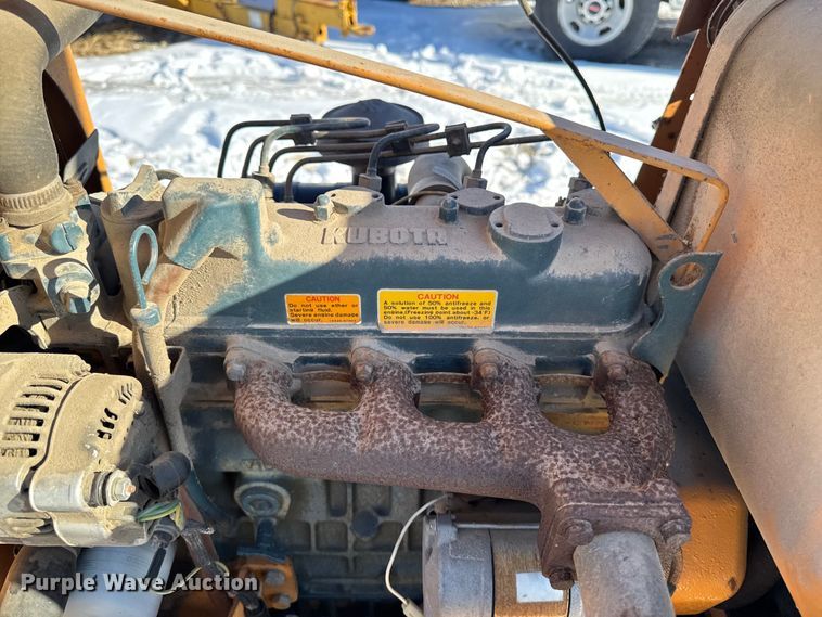 image for item EA2199 1993 Case Maxi Sneaker Series C vibratory cable plow