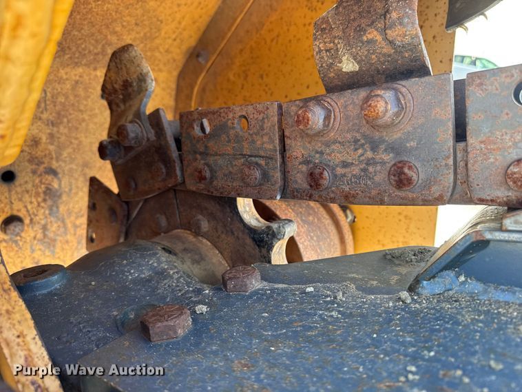 image for item EA2200 1998 Case 460 trencher