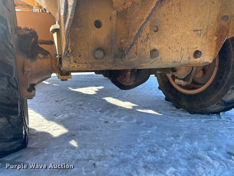 image for item EA2200 1998 Case 460 trencher