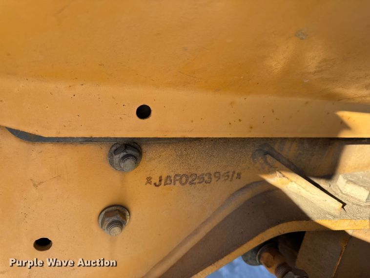 image for item EA2200 1998 Case 460 trencher