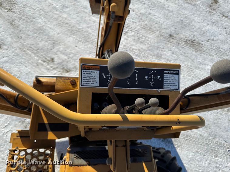 image for item EA2200 1998 Case 460 trencher