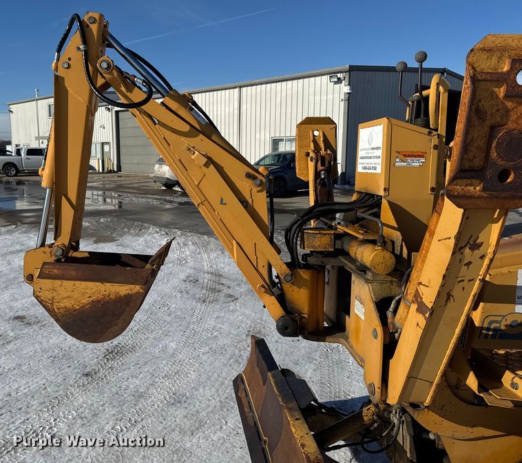 image for item EA2200 1998 Case 460 trencher