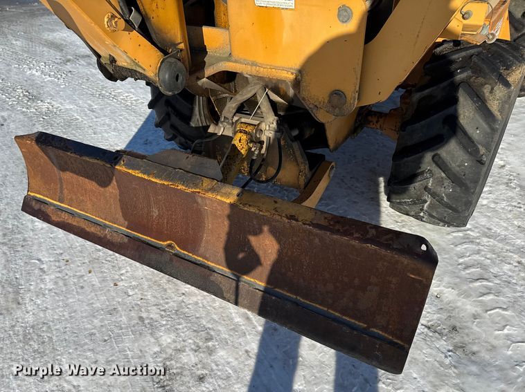 image for item EA2200 1998 Case 460 trencher