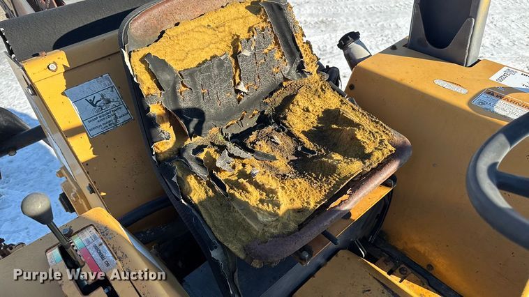 image for item EA2200 1998 Case 460 trencher