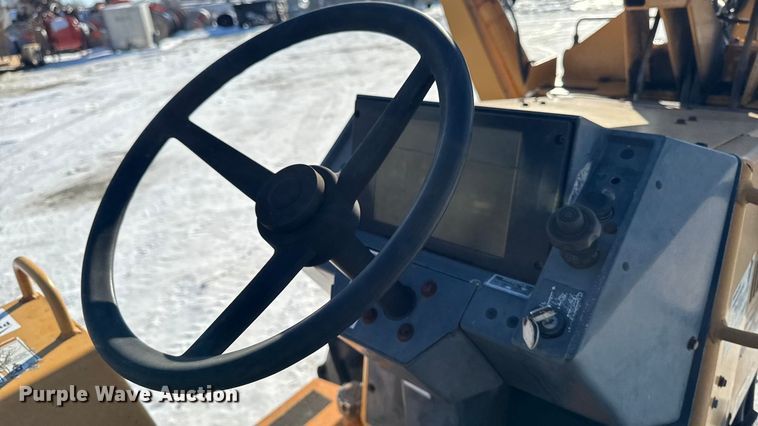 image for item EA2200 1998 Case 460 trencher