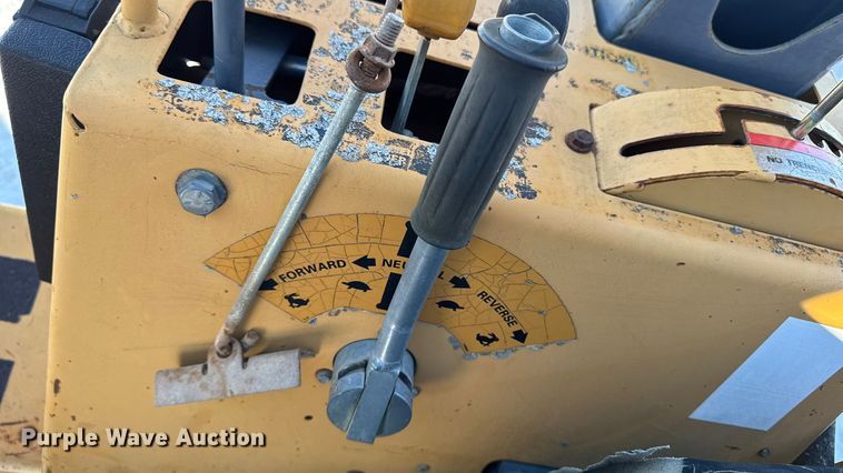 image for item EA2200 1998 Case 460 trencher