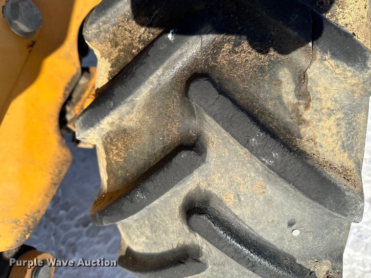 image for item EA2200 1998 Case 460 trencher