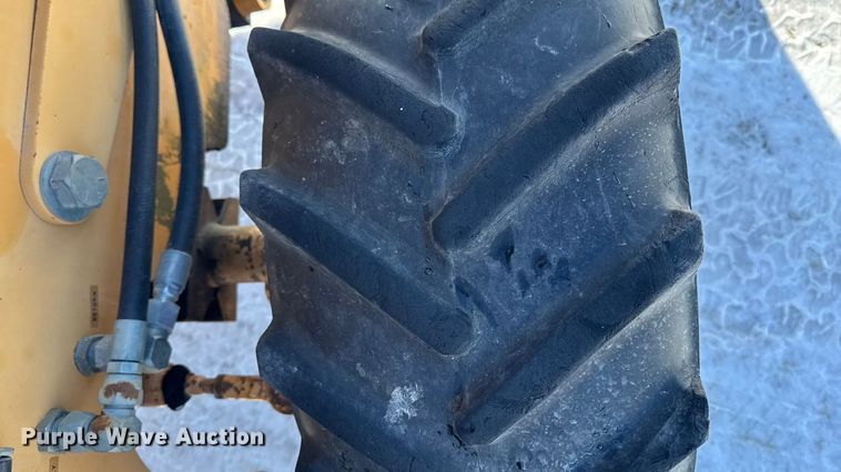 image for item EA2200 1998 Case 460 trencher