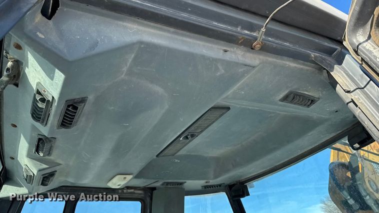 image for item EA2201 1995 Case 580L backhoe