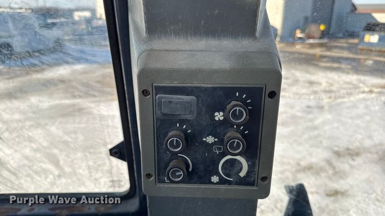 image for item EA2201 1995 Case 580L backhoe