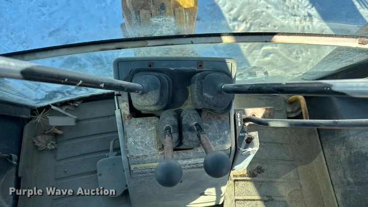 image for item EA2201 1995 Case 580L backhoe