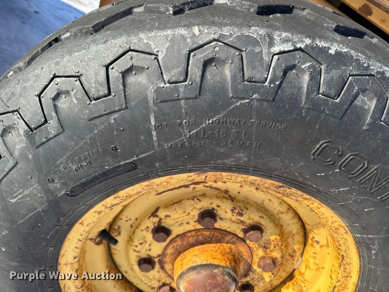 image for item EA2201 1995 Case 580L backhoe