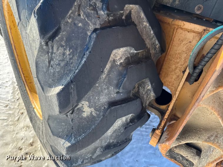 image for item EA2201 1995 Case 580L backhoe