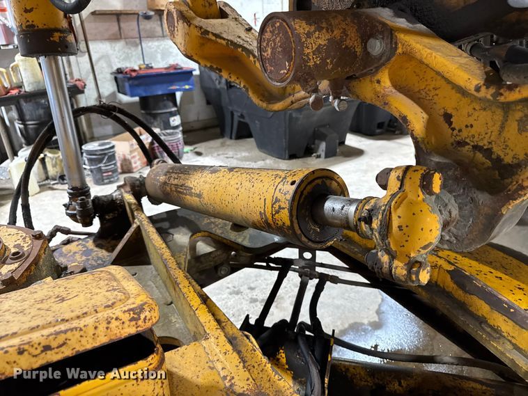 image for item EA2228 Gallion T500A motor grader