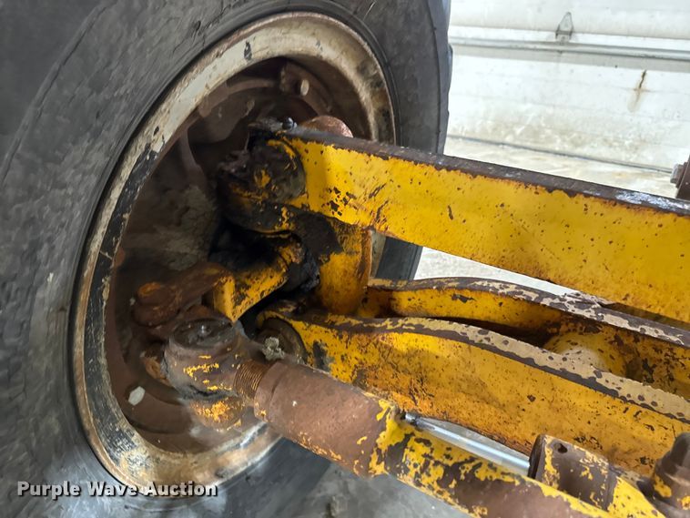 image for item EA2228 Gallion T500A motor grader