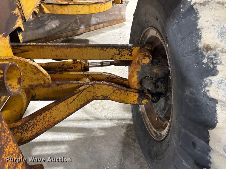 image for item EA2228 Gallion T500A motor grader