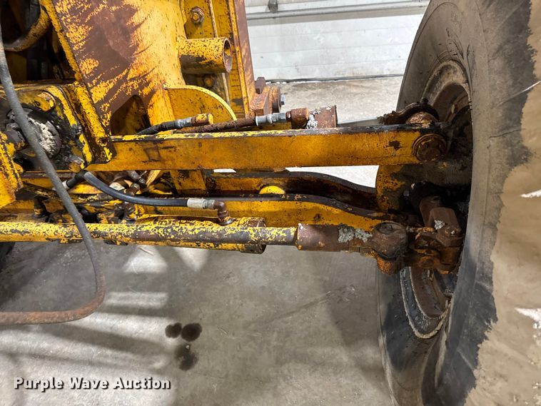 image for item EA2228 Gallion T500A motor grader