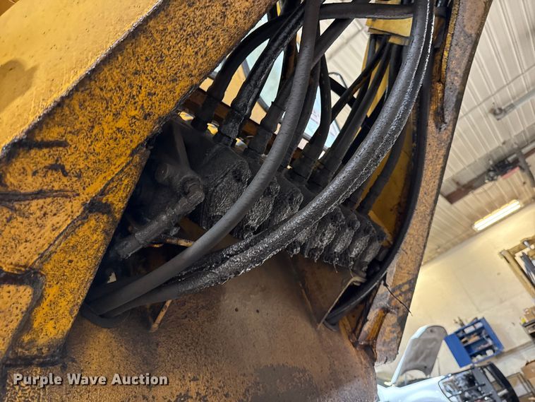 image for item EA2228 Gallion T500A motor grader