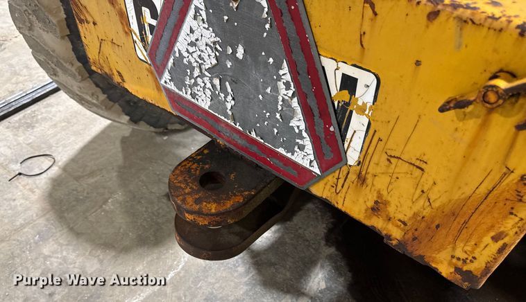 image for item EA2228 Gallion T500A motor grader