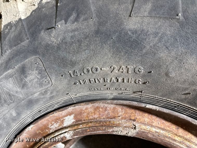 image for item EA2228 Gallion T500A motor grader