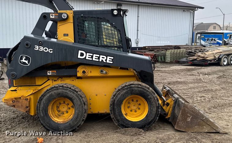 image for item EA2229 2016 John Deere 330G skid steer loader