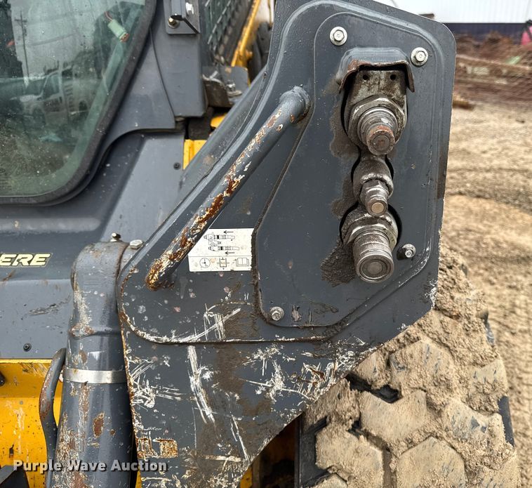 image for item EA2229 2016 John Deere 330G skid steer loader