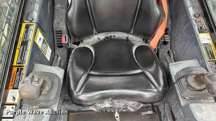 image for item EA2229 2016 John Deere 330G skid steer loader