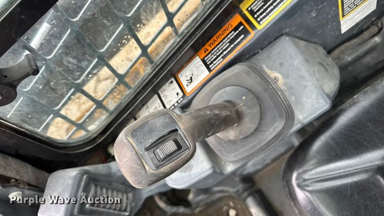 image for item EA2229 2016 John Deere 330G skid steer loader