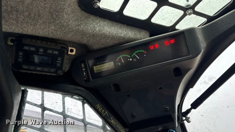 image for item EA2229 2016 John Deere 330G skid steer loader