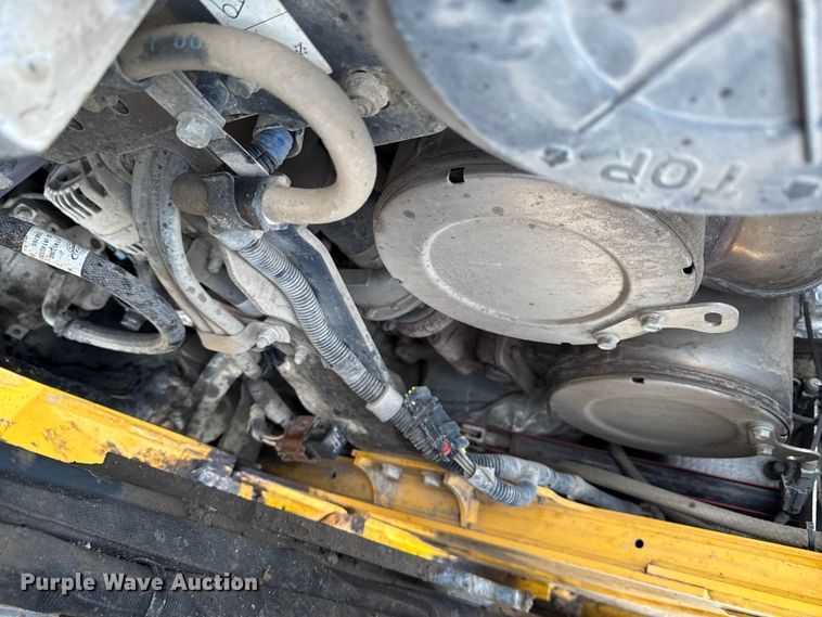 image for item EA2229 2016 John Deere 330G skid steer loader