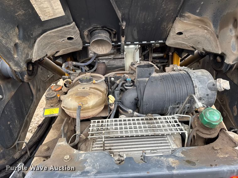 image for item EA2229 2016 John Deere 330G skid steer loader