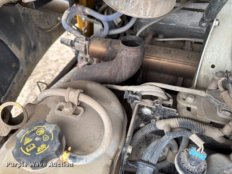 image for item EA2229 2016 John Deere 330G skid steer loader