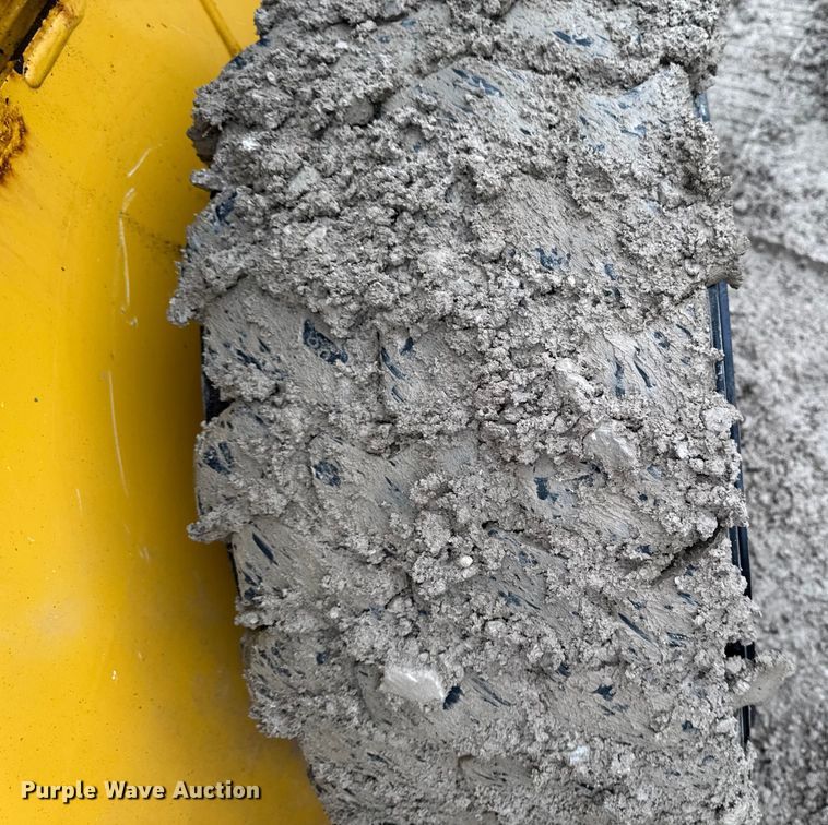 image for item EA2229 2016 John Deere 330G skid steer loader