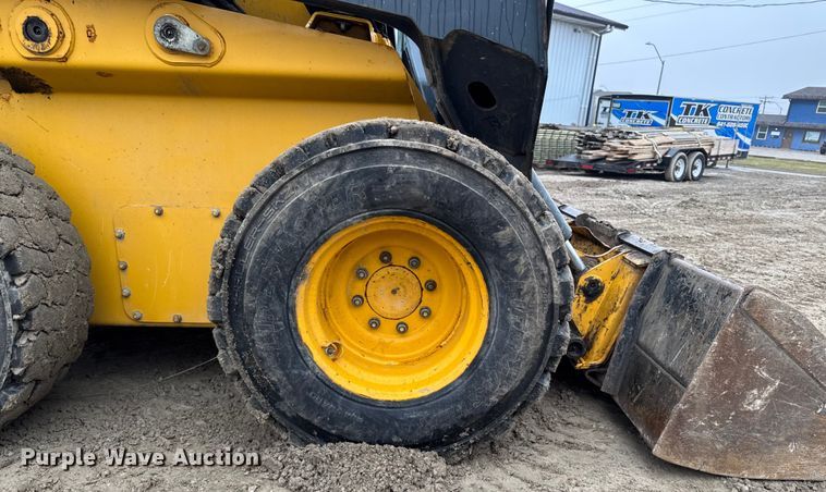 image for item EA2229 2016 John Deere 330G skid steer loader