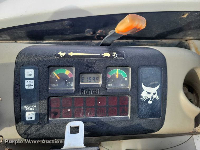 image for item EA2785 2001 Bobcat 334 mini excavator