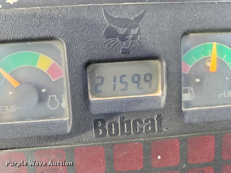 image for item EA2785 2001 Bobcat 334 mini excavator