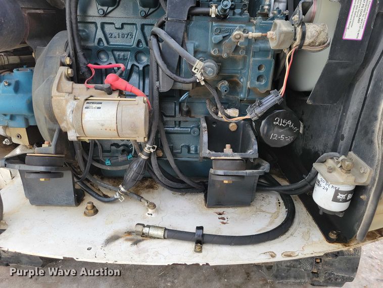 image for item EA2785 2001 Bobcat 334 mini excavator