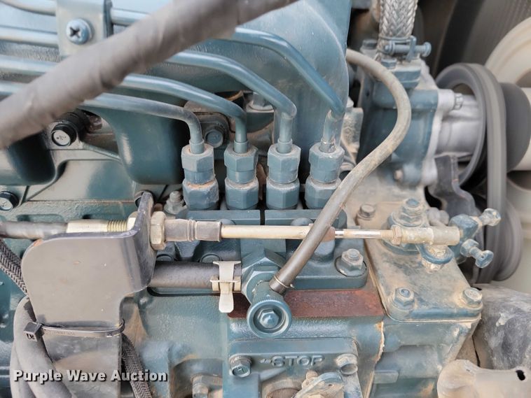 image for item EA2785 2001 Bobcat 334 mini excavator